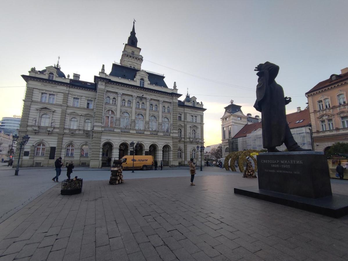 Woody Apartment Novi Sad Luaran gambar